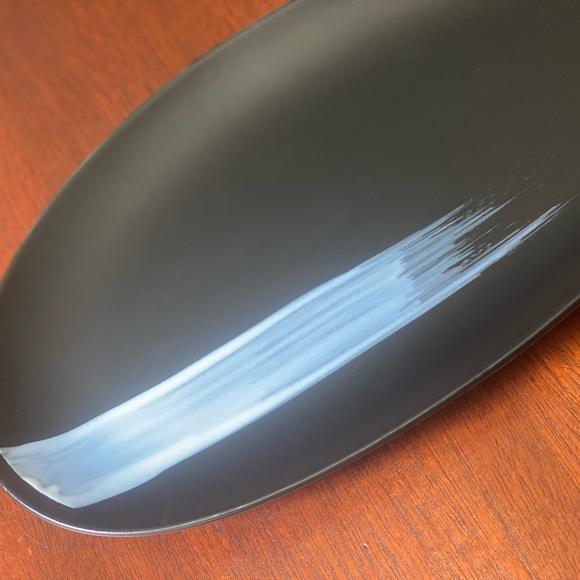 SALE! Set of Unique Serving Platters - Black & White - chic but unique - Picture 10 of 13